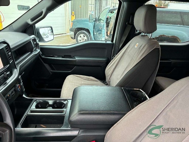 2023-ford-f150-image-30