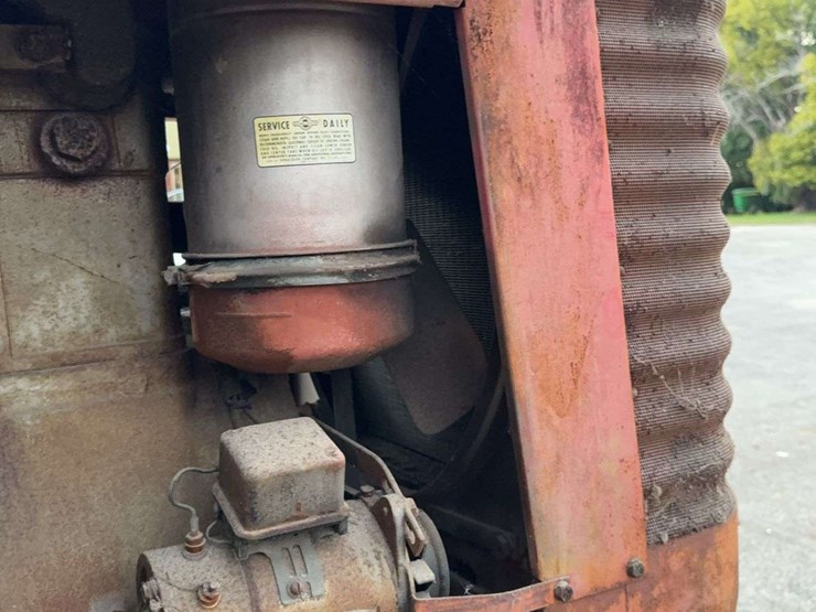 massey-ferguson-95-image-38