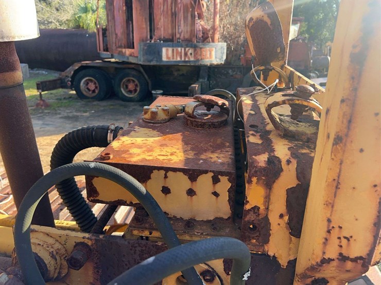 international-td9-image-17