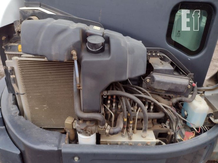 2014-bobcat-e35-image-45