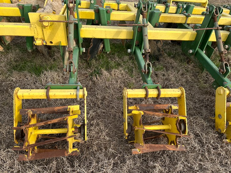 #38451-•-roll-a-cone-16-row-30"-bedder-chopper-image-16