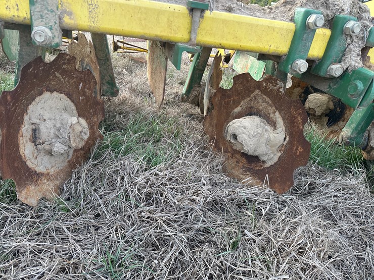 #38451-•-roll-a-cone-16-row-30"-bedder-chopper-image-42