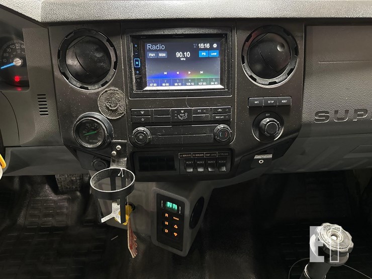 2015-ford-f750-image-29