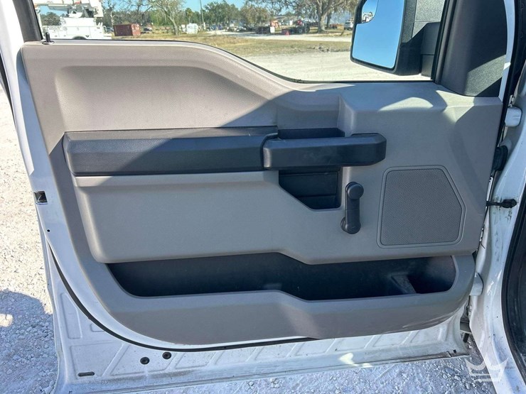 2018-ford-f150-image-11