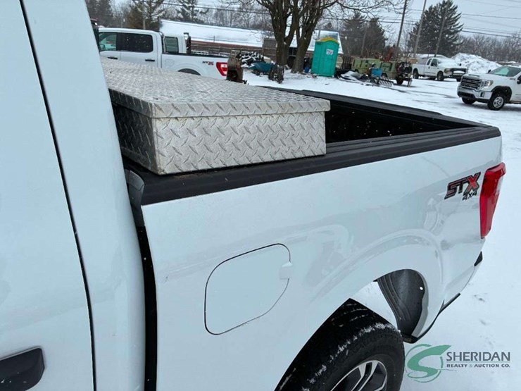 2023-ford-f150-image-9