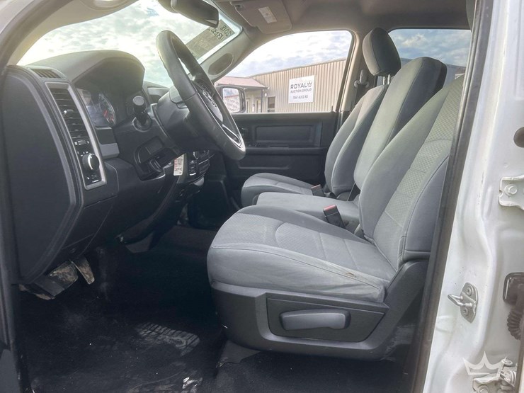 2018-dodge-1500-image-10