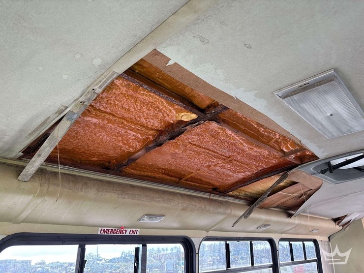 2003-ford-e450-image-17