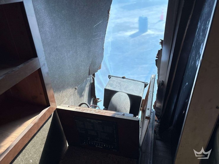 2018-freightliner-thor-venetian-400xcr-a40-41ft.-class-a-motorhome-image-44