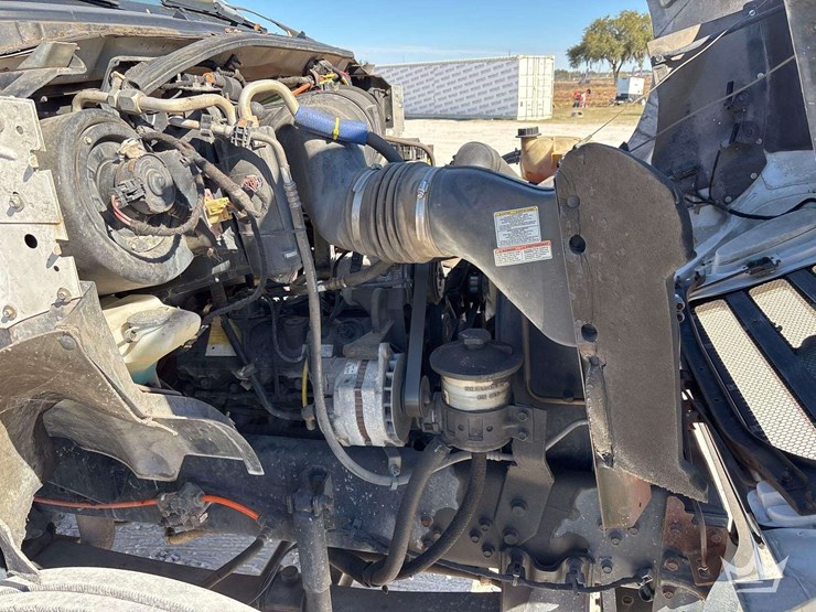 2006-ford-f650-image-8