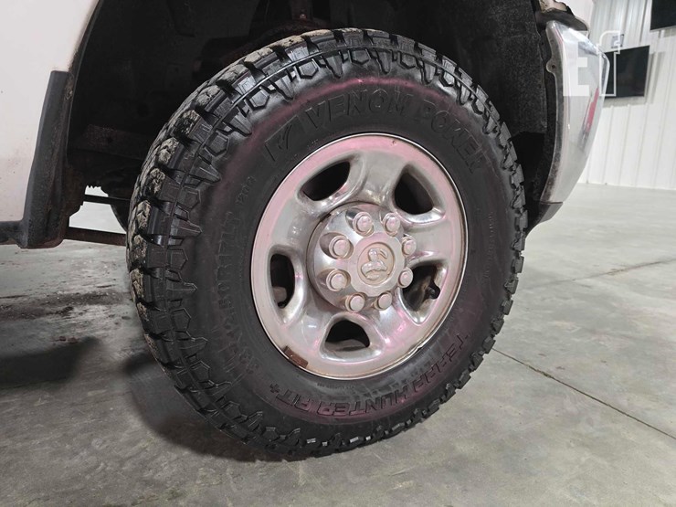 2012-dodge-2500-image-22