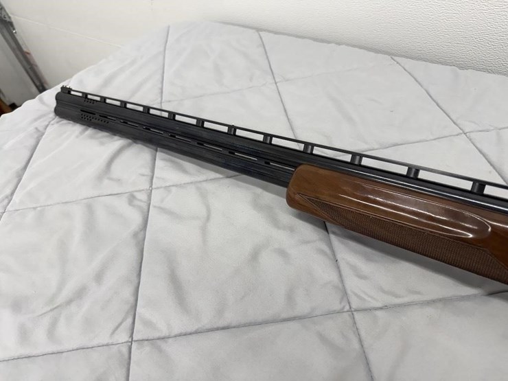 browning-citori-xt-12-gauge-shotgun-image-7