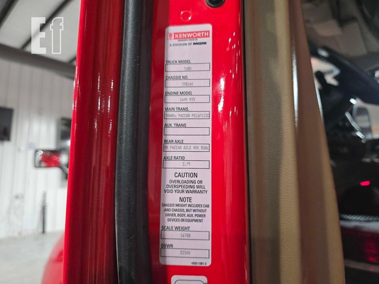 2020-kenworth-t680-image-31