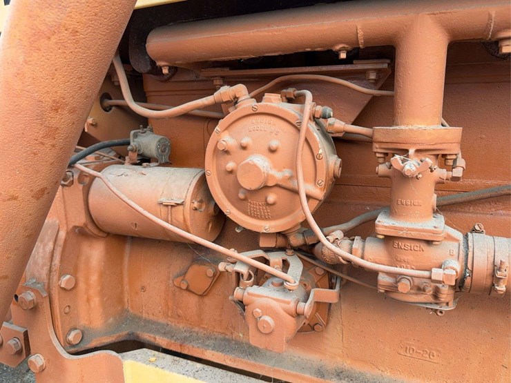 minneapolis-moline-g705-image-14