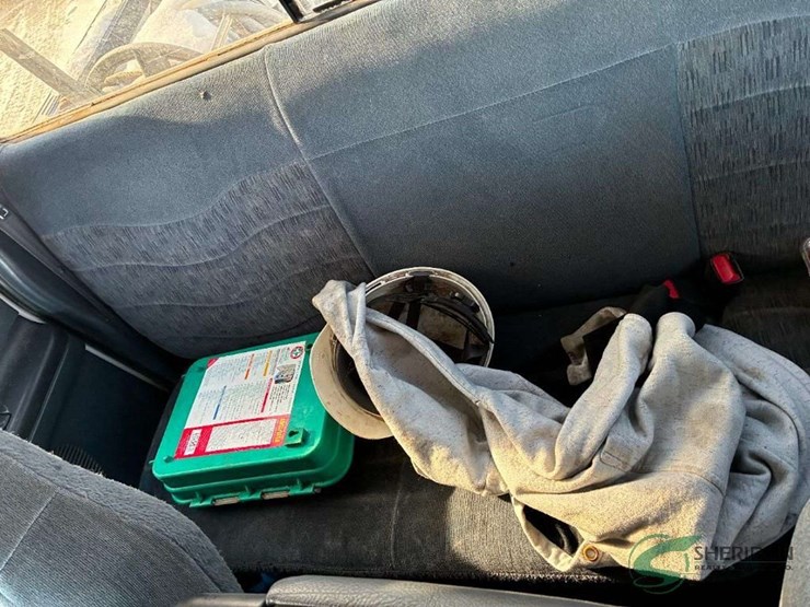 2000-ford-f350-image-15