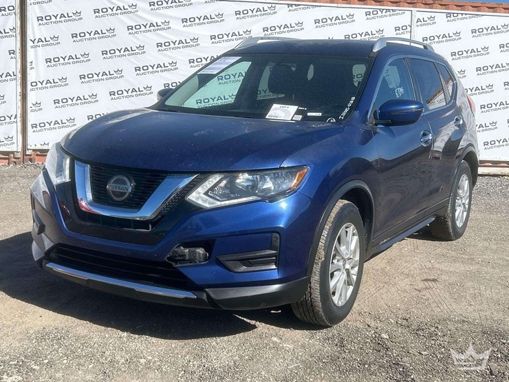 2018-nissan-rogue-image-1