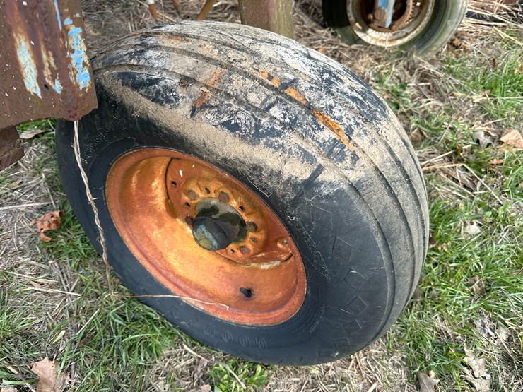 #38425-•-john-blue-415gal-pull-type-sprayer-image-6