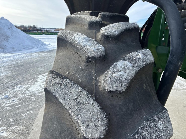 2018-john-deere-r4038-image-63