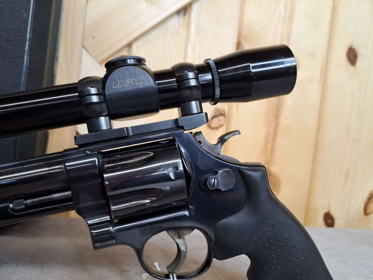 smith-&-wesson-model-29-2-.44-magnum-da-revolver-image-5
