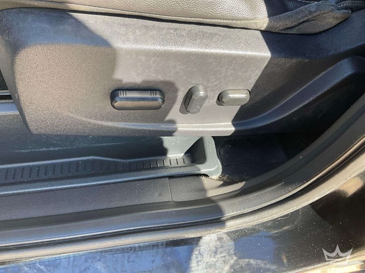 2016-ford-escape-image-14