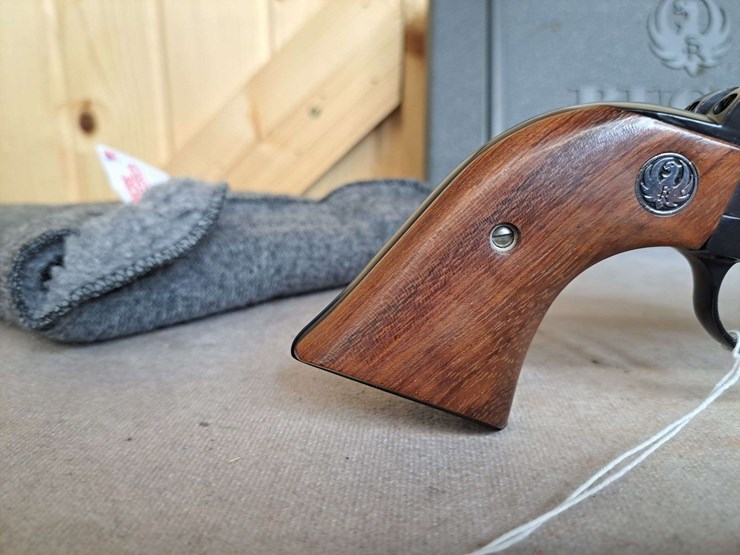 ruger-new-model-.45-colt-blackhawk-sa-revolver-image-7