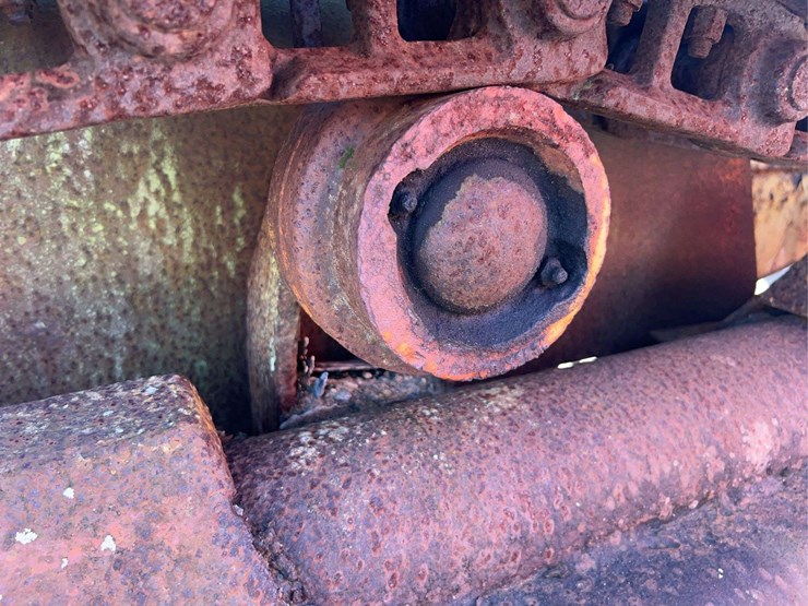 minneapolis-moline-diesel-crawler-image-51