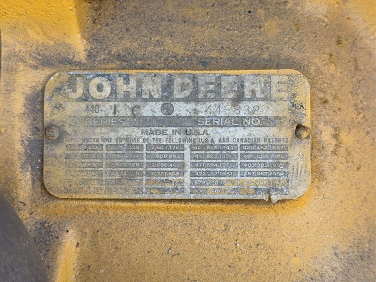 john-deere-440-image-26