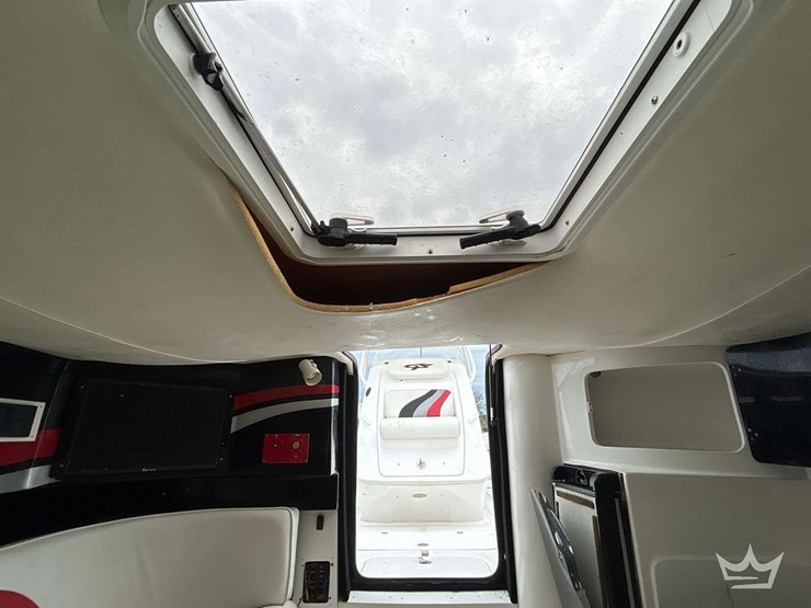 2014-glasstream-360-scx-twin-400r-mercury's-with-triple-axle-aluminum-trailer-image-25