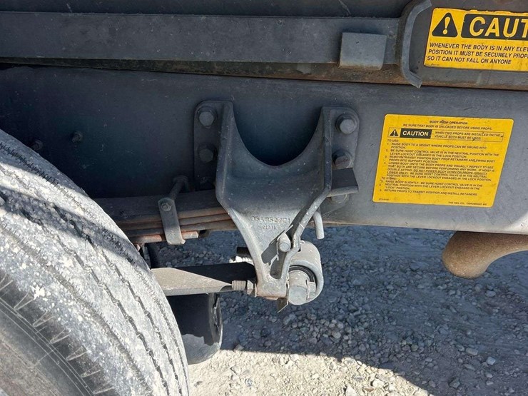 2006-ford-f650-image-22