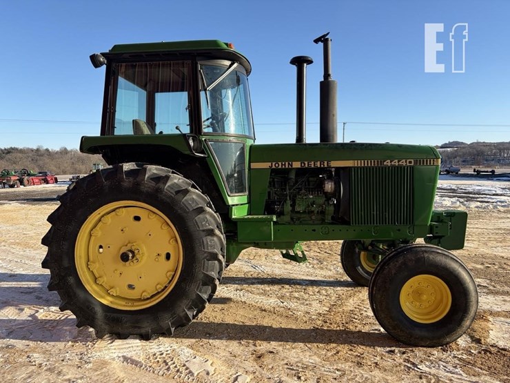 1982-john-deere-4440-image-6