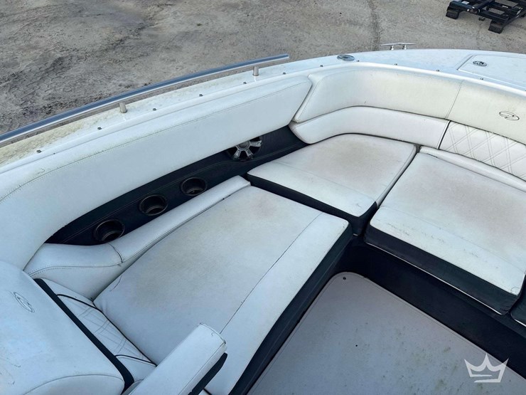 2018-regal-29obx-29ft-boat-with-34ft-t/a-boat-trailer-image-39