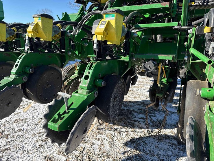 john-deere-1790-ccs-image-21