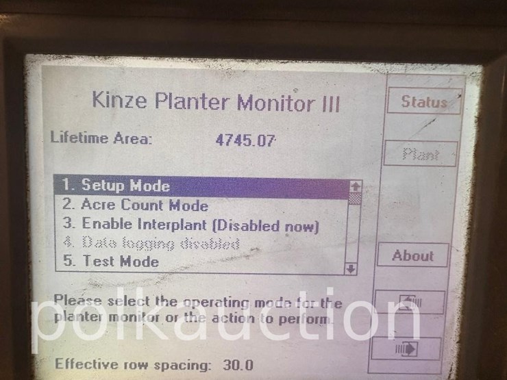 2011-kinze-3000-image-12
