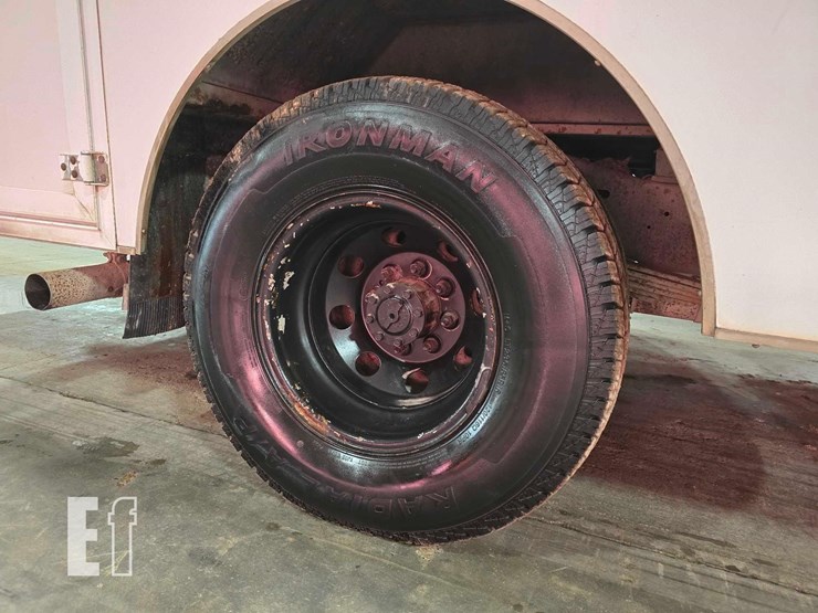 2006-ford-e350-sd-image-22