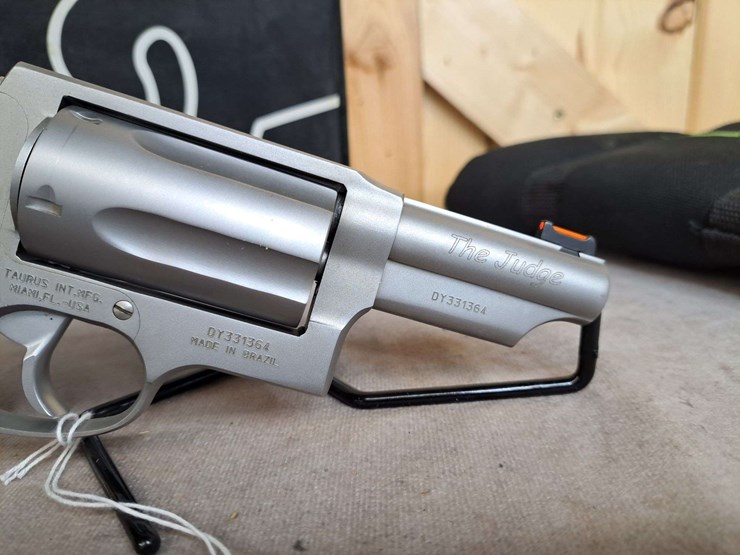 taurus-judge-.45-colt/.410-da-revolver-image-10