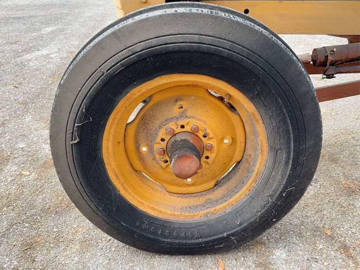 minneapolis-moline-g705-image-32