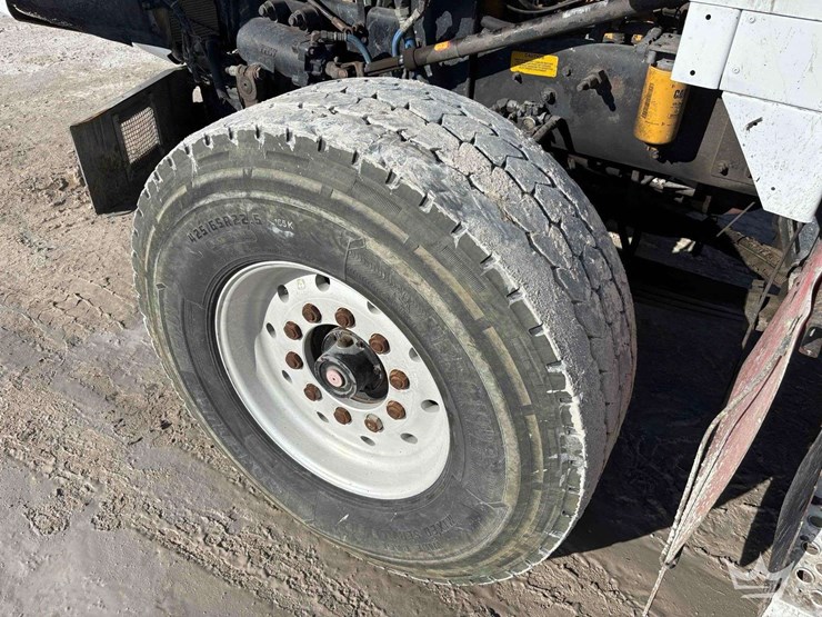 2000-kenworth-tri-axle-dump-truck-image-50