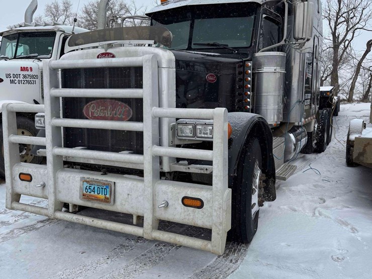 2006-caterpillar-c15-image-1