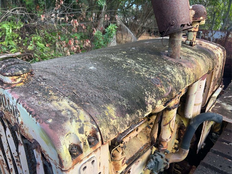 caterpillar-twenty-image-12