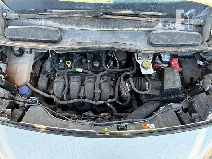 2019-ford-transit-connect-image-24