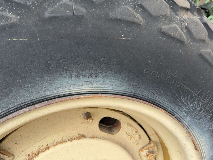 john-deere-620-image-39