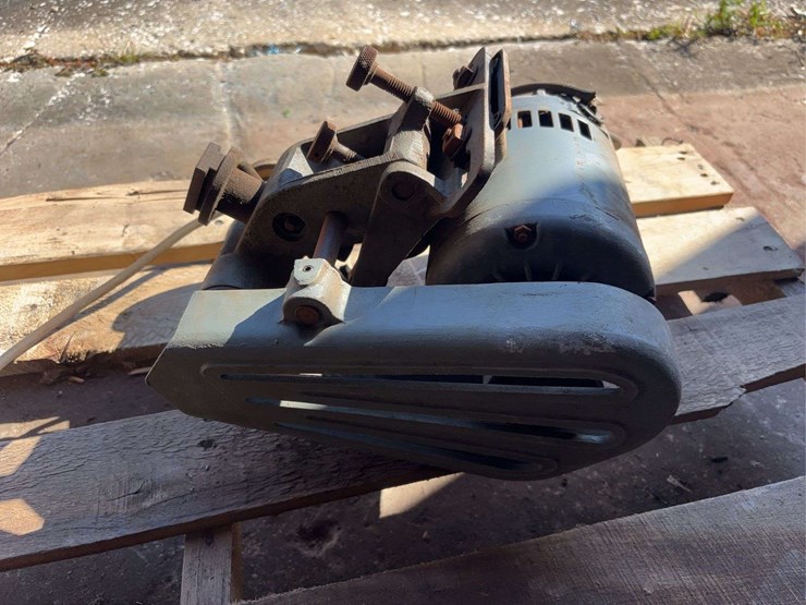 tool-post-lathe-grinder-(dumore)-image-4