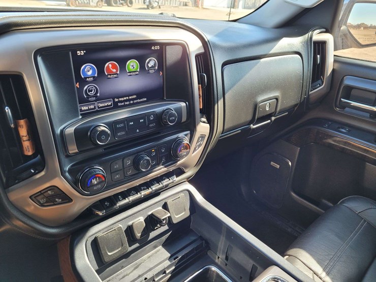 2015-gmc-sierra-1500-denali-image-10