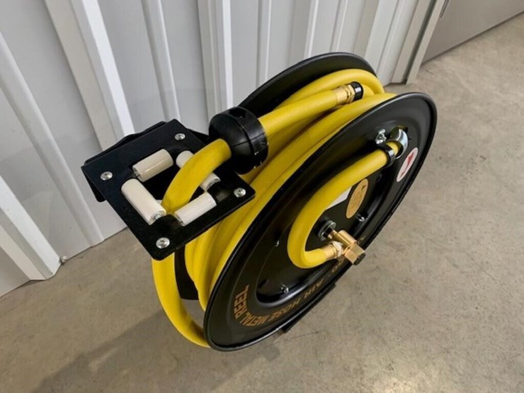 50'x1/2"-air-hose-reel-w/-hose-image-3