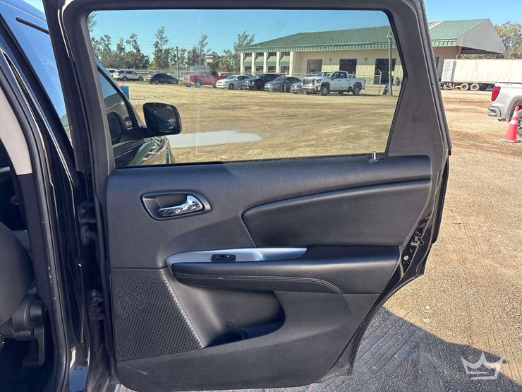 2017-dodge-journey-image-24