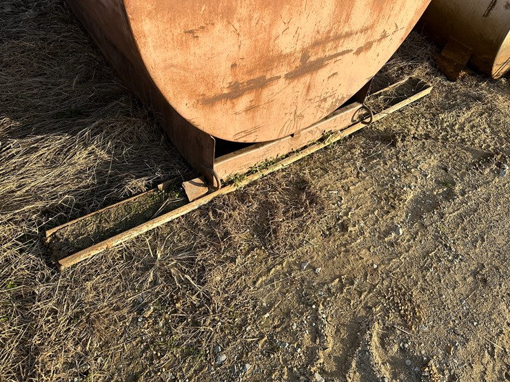 #38460-•-~550gal-fuel-tank-image-9