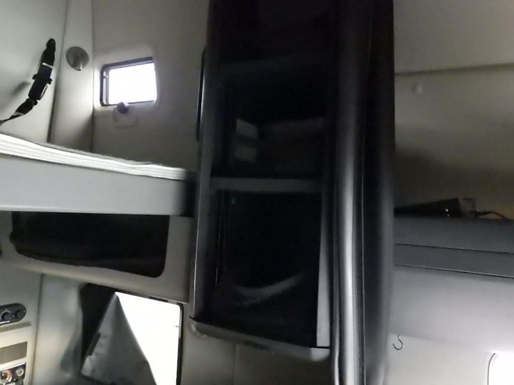 2016-international-prostar-image-54