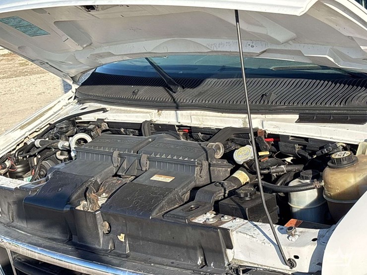 2003-ford-e450-image-32