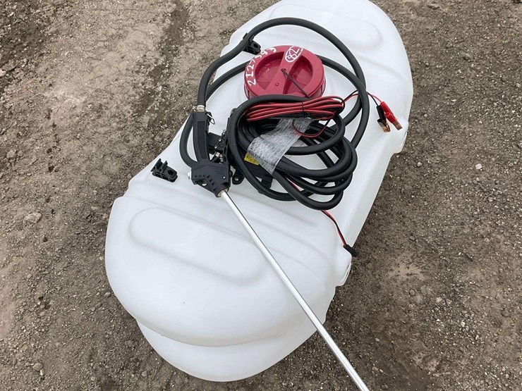 hercules-pesticide-applicator-with-nozzle-image-3