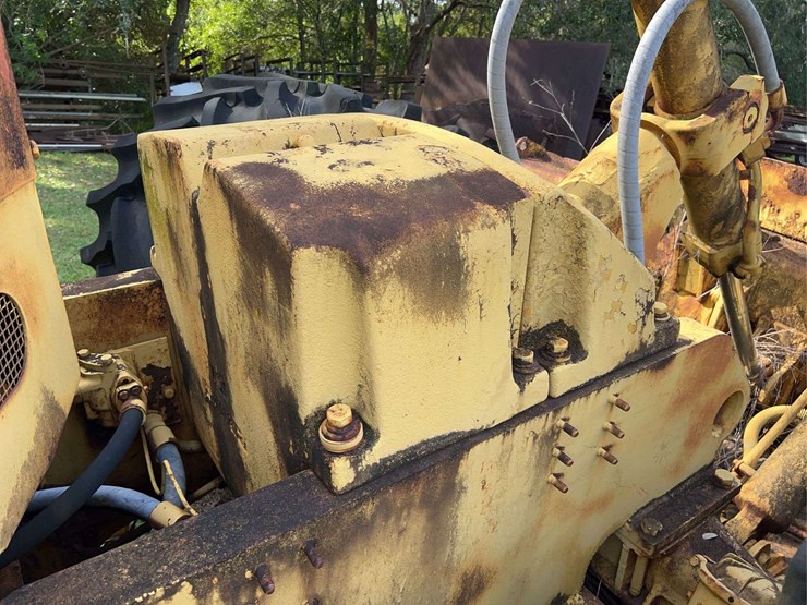 caterpillar-814-image-60