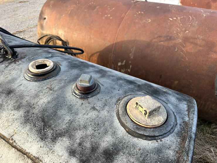 #38465-•-~275gal-fuel-tank-image-6